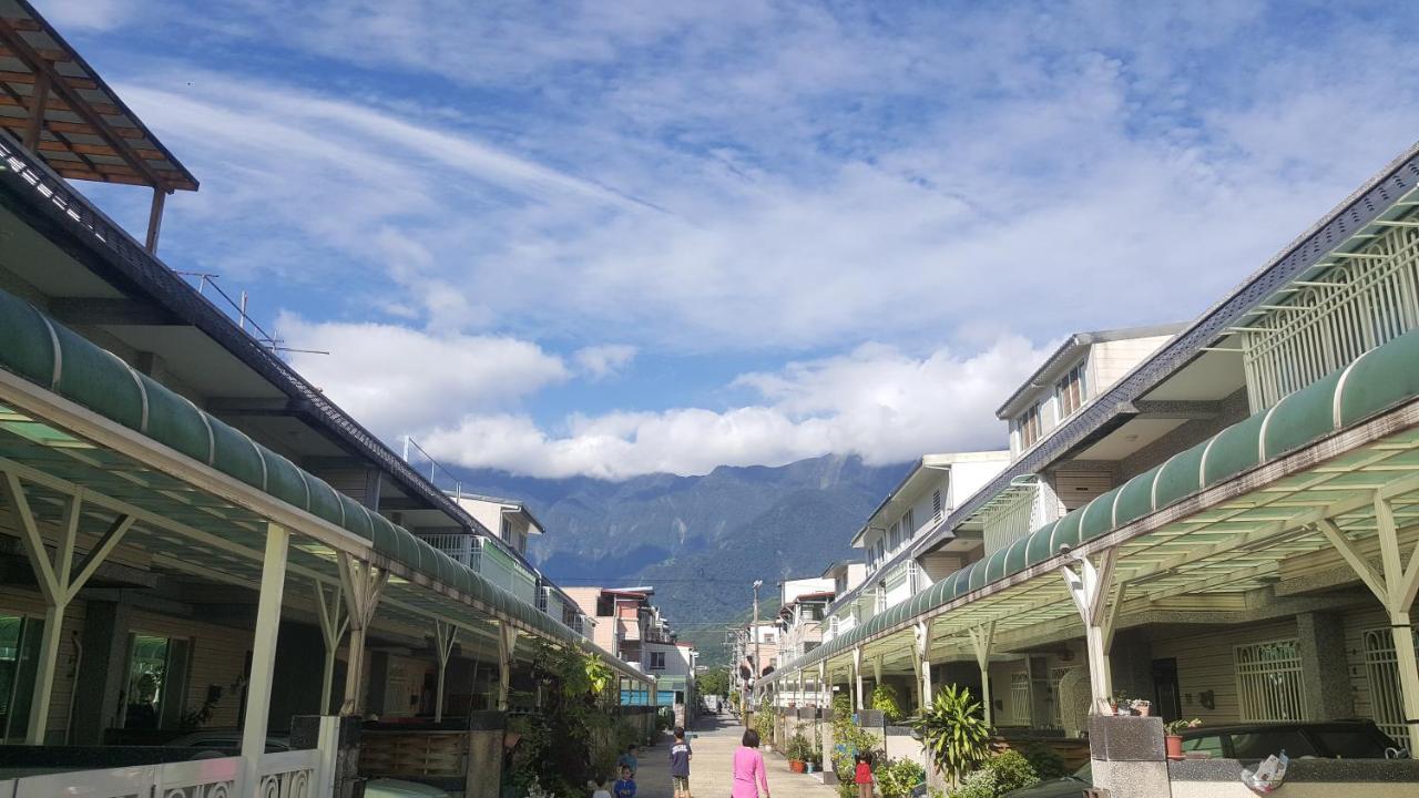Outdoor Sports Guest House Hualien City Exterior photo